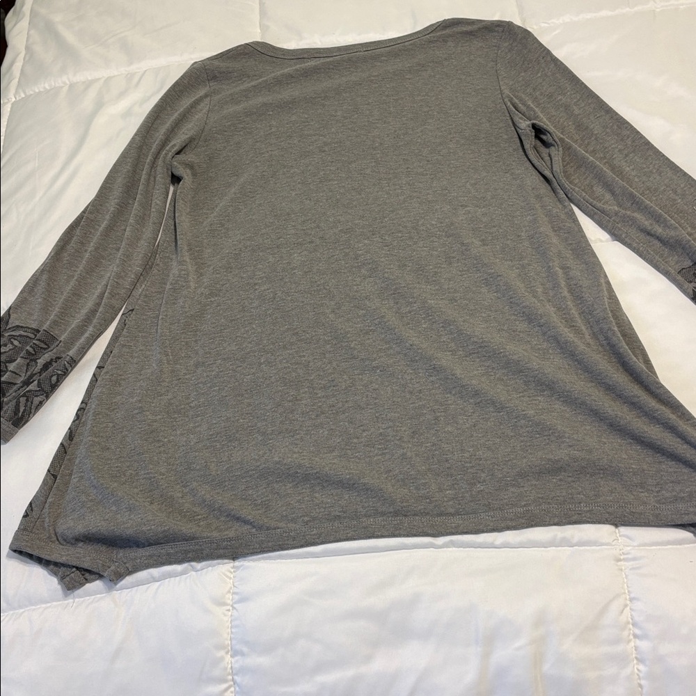 Gray Embellished Women's Top - Picture 4 of 6